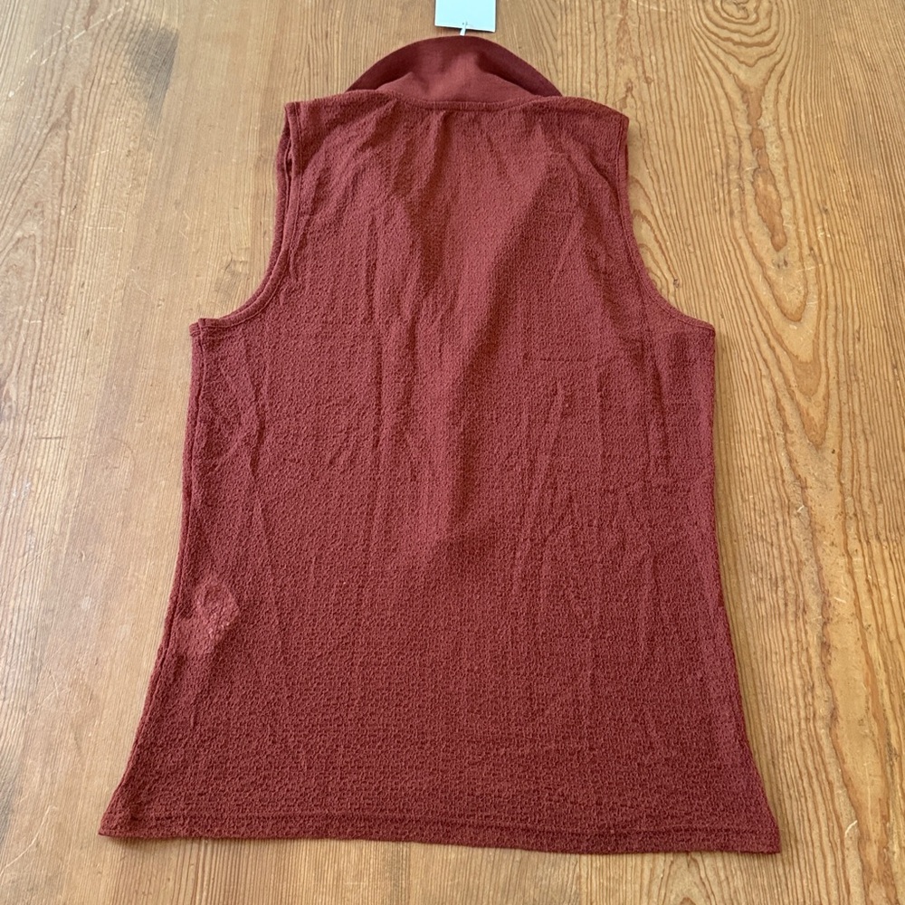 Frame Mesh Lace Sleeveless Polo - Picture 6 of 7